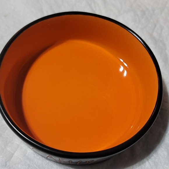 Rae Dunn Cat/candy dish..."Scaredy Cat" - Picture 3 of 3